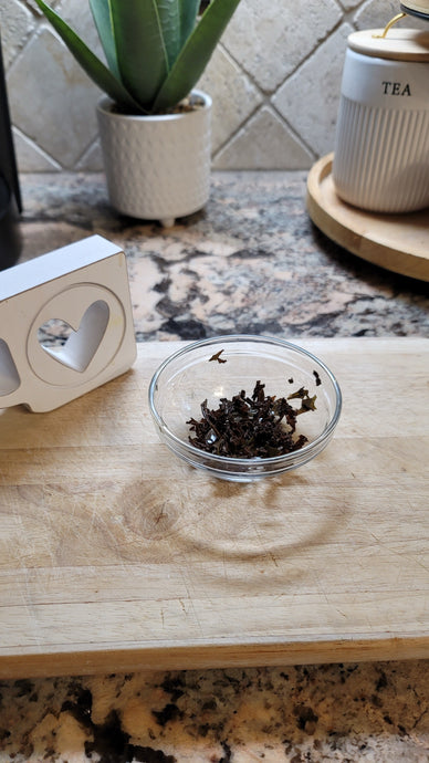 6 Ways To Put Those Used Tea Leaves To Good Use