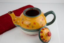 Load image into Gallery viewer, Vintage Folk Art Teapot and Cup Set
